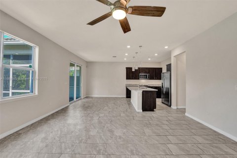 Touwnhouse à louer à Hollywood, Floride: 3 chambres, 165.37 m2 № 1931857 - photo 6