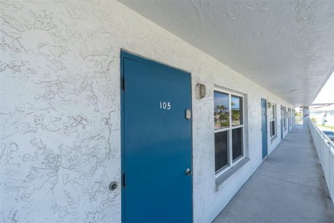 Copropriété à louer à Treasure Island, Floride: 1 chambre, 57.51 m2 № 2101231 - photo 3