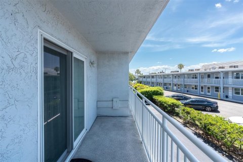 Copropriété à louer à Treasure Island, Floride: 1 chambre, 57.51 m2 № 2101231 - photo 20