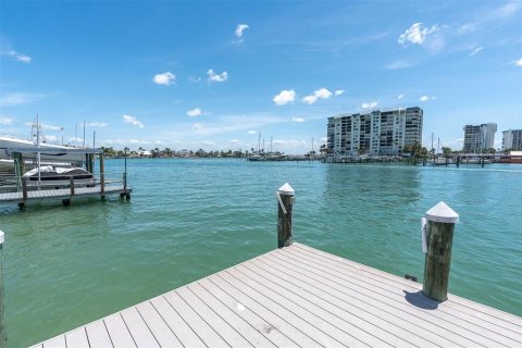 Copropriété à louer à Treasure Island, Floride: 1 chambre, 57.51 m2 № 2101231 - photo 30