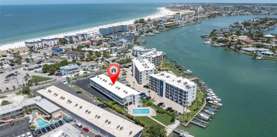 Condo à Treasure Island, Floride, 1 chambre № 2101231