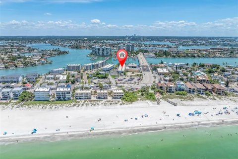 Copropriété à louer à Treasure Island, Floride: 1 chambre, 57.51 m2 № 2101231 - photo 24