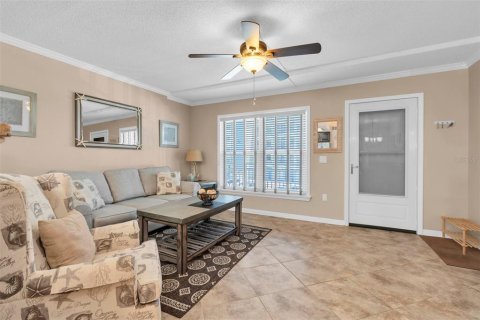 Copropriété à louer à Treasure Island, Floride: 1 chambre, 57.51 m2 № 2101231 - photo 4