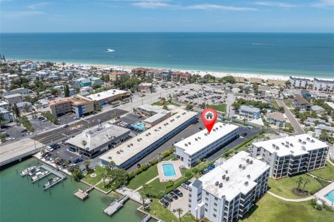 Copropriété à louer à Treasure Island, Floride: 1 chambre, 57.51 m2 № 2101231 - photo 22