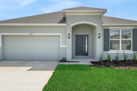 Casa en venta en Lake Wales, Florida, 4 dormitorios, 196.02 m2 № 1919784 - foto 1