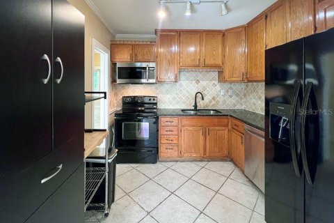 House in Gainesville, Florida 3 bedrooms, 139.35 sq.m. № 1912458 - photo 7