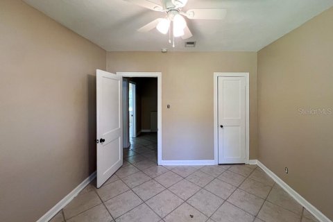 House in Gainesville, Florida 3 bedrooms, 139.35 sq.m. № 1912458 - photo 16