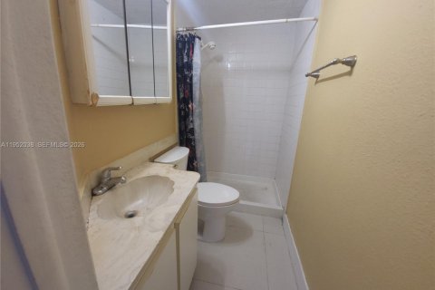 Adosado en alquiler en Lauderhill, Florida, 3 dormitorios, 78.87 m2 № 2006458 - foto 14