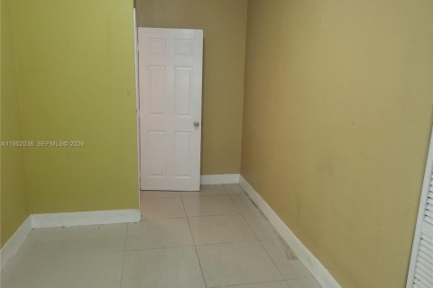 Adosado en alquiler en Lauderhill, Florida, 3 dormitorios, 78.87 m2 № 2006458 - foto 19