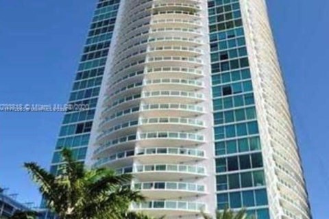 Condominio en venta en Miami, Florida, 1 dormitorio, 73.49 m2 № 1728270 - foto 8