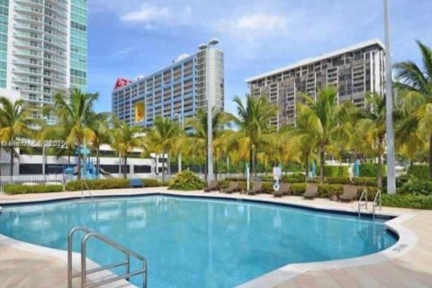 Condominio en venta en Miami, Florida, 1 dormitorio, 73.49 m2 № 1728270 - foto 10