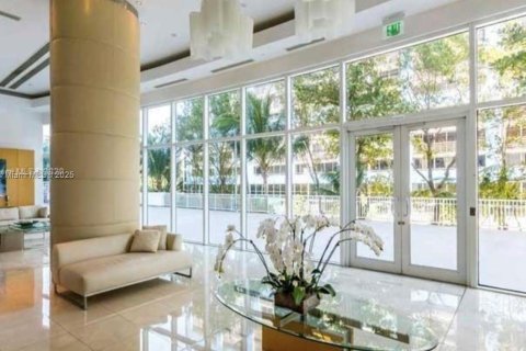 Condominio en venta en Miami, Florida, 1 dormitorio, 73.49 m2 № 1728270 - foto 9