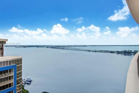 Condominio en venta en Miami, Florida, 1 dormitorio, 73.49 m2 № 1728270 - foto 2