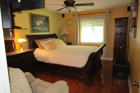 Condominio en venta en Orlando, Florida, 1 dormitorio, 77.85 m2 № 1542078 - foto 4