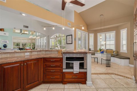 House in Gulfport, Florida 3 bedrooms, 210.89 sq.m. № 1648292 - photo 30