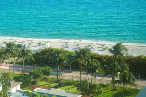 Copropriété à louer à Miami Beach, Floride: 1 chambre, 73.39 m2 № 1934908 - photo 4