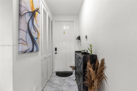 Condo in Homestead, Florida, 3 bedrooms  № 2083951 - photo 2