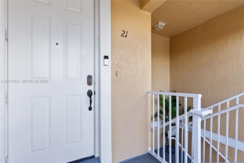 Condo in Homestead, Florida, 3 bedrooms  № 2083951 - photo 23