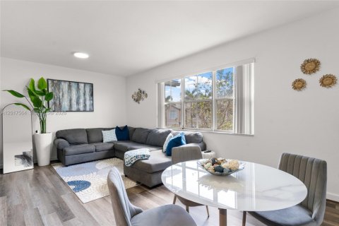 Condo in Homestead, Florida, 3 bedrooms  № 2083951 - photo 7