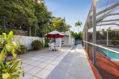 Land in Miami, Florida № 1969902 - photo 7