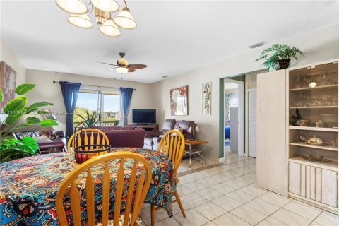 Condominio en venta en Miami, Florida, 2 dormitorios, 82.03 m2 № 2029363 - foto 9