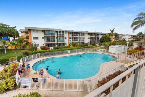 Condominio en venta en Miami, Florida, 2 dormitorios, 82.03 m2 № 2029363 - foto 19