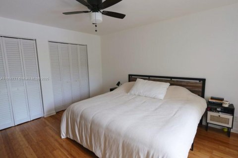 Villa ou maison à louer à Plantation, Floride: 2 chambres, 116.96 m2 № 1930352 - photo 11
