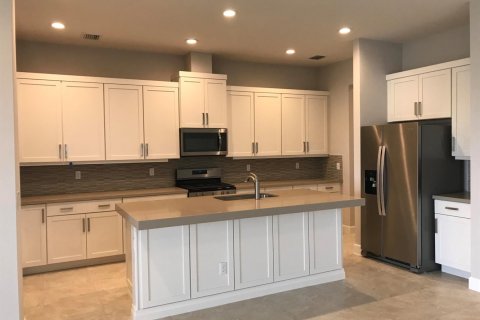 Casa en alquiler en Lake Worth, Florida, 3 dormitorios, 185.8 m2 № 2278698 - foto 4