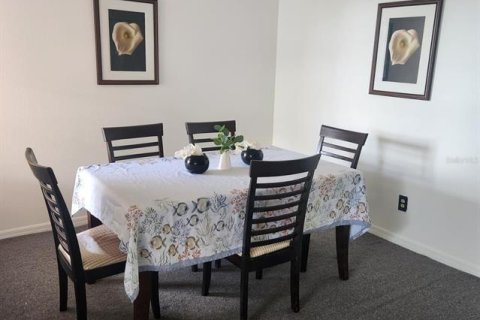 Condo in Kissimmee, Florida, 2 bedrooms № 2142648 - photo 5