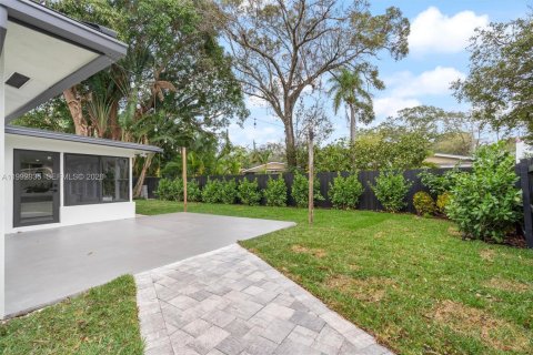 Villa ou maison à louer à Fort Lauderdale, Floride: 3 chambres, 162.3 m2 № 2056765 - photo 12