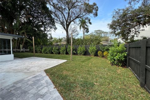 Villa ou maison à louer à Fort Lauderdale, Floride: 3 chambres, 162.3 m2 № 2056765 - photo 16