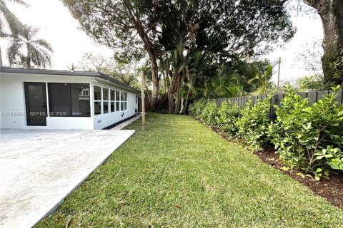 Villa ou maison à louer à Fort Lauderdale, Floride: 3 chambres, 162.3 m2 № 2056765 - photo 17