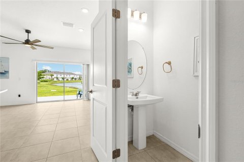 Townhouse in Nokomis, Florida 3 bedrooms, 131.18 sq.m. № 2167061 - photo 11