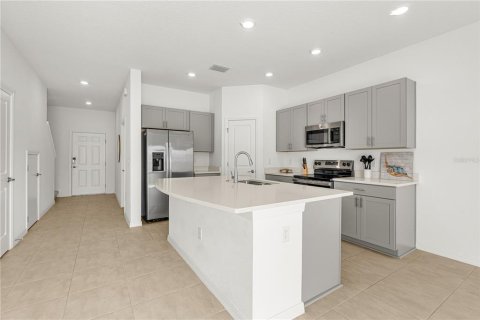 Townhouse in Nokomis, Florida 3 bedrooms, 131.18 sq.m. № 2167061 - photo 8