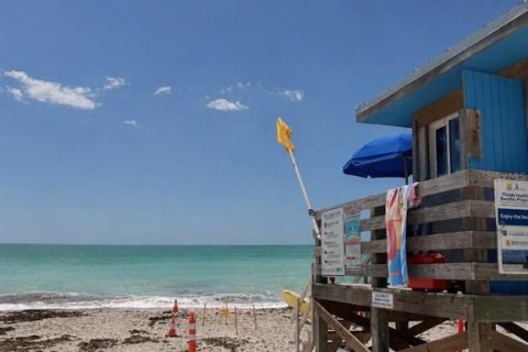 Townhouse in Nokomis, Florida 3 bedrooms, 131.18 sq.m. № 2167061 - photo 25