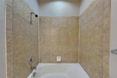 Villa ou maison à louer à Parrish, Floride: 3 chambres, 118.08 m2 № 2386702 - photo 13