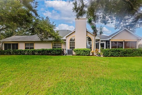 Condo in Sarasota, Florida, 2 bedrooms  № 1887098 - photo 3