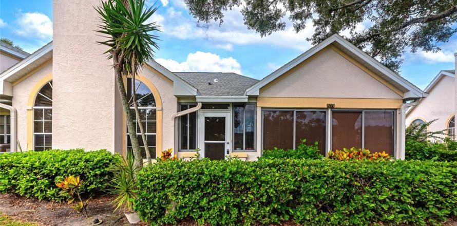 Condo in Sarasota, Florida, 2 bedrooms  № 1887098
