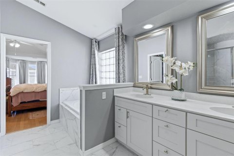 Villa ou maison à vendre à Deltona, Floride: 3 chambres, 198.25 m2 № 2152399 - photo 18