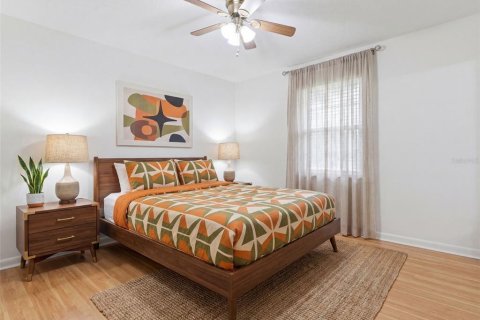 Villa ou maison à vendre à Deltona, Floride: 3 chambres, 198.25 m2 № 2152399 - photo 19