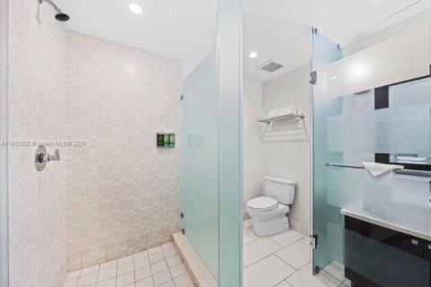 Купить кондоминиум в Дорал, Флорида 3 спальни, 192.31м2, № 1860320 - фото 12