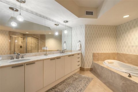 Condominio en venta en Daytona Beach, Florida, 3 dormitorios, 193.14 m2 № 1648746 - foto 17