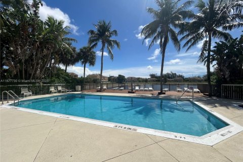 Copropriété à louer à Fort Lauderdale, Floride: 1 chambre, 65.22 m2 № 1928783 - photo 9