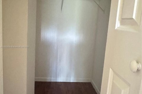 Adosado en venta en Homestead, Florida, 4 dormitorios, 132.2 m2 № 1821766 - foto 25