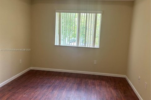 Townhouse in Homestead, Florida 4 bedrooms, 132.2 sq.m. № 1821766 - photo 19