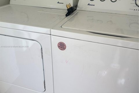 Adosado en venta en Homestead, Florida, 4 dormitorios, 132.2 m2 № 1821766 - foto 23