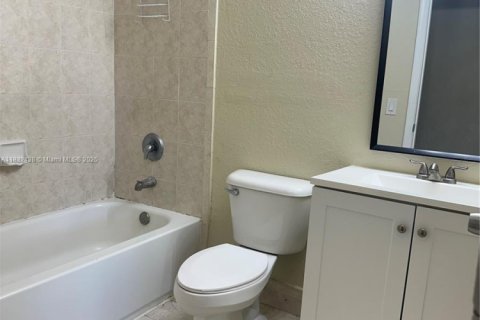 Adosado en venta en Homestead, Florida, 4 dormitorios, 132.2 m2 № 1821766 - foto 24