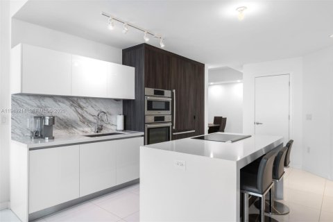 Снять в аренду кондоминиум в Майами, Флорида 2 спальни, 138.52м2, № 2005101 - фото 3