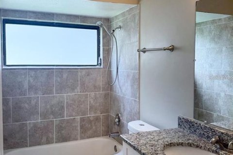 Casa en venta en Sarasota, Florida, 3 dormitorios, 142.42 m2 № 2385762 - foto 17