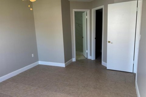 Condo in Kissimmee, Florida, 2 bedrooms  № 2226558 - photo 13